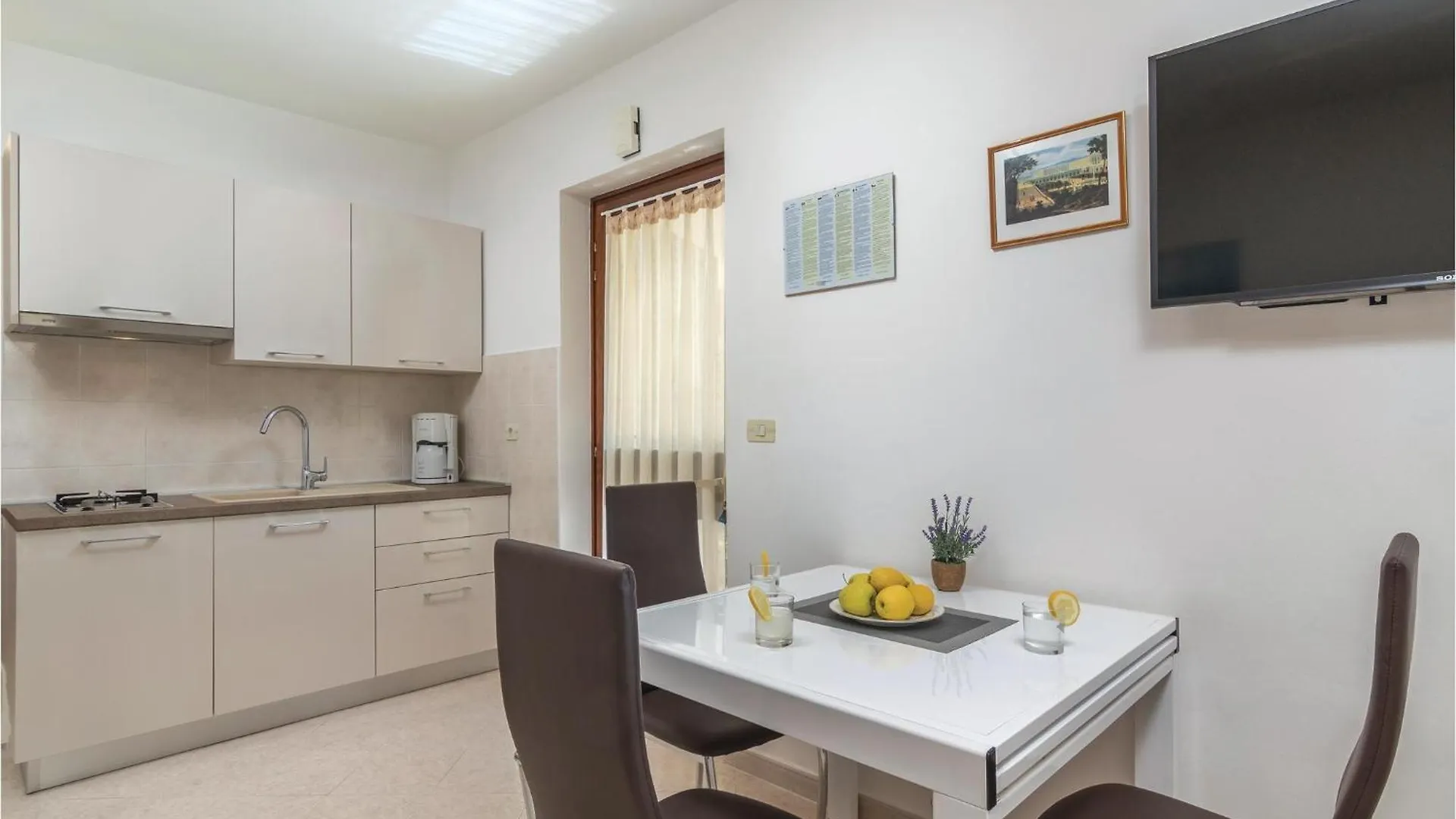 1 Bedroom Cozy Apartment In Rabac Croatia